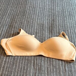 ThirdLove Smoothing Wireless Bra in Taupe Size Medium